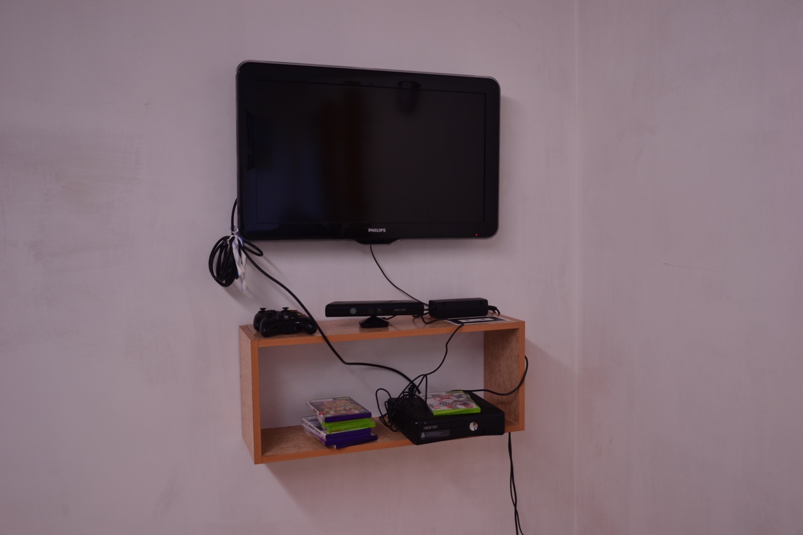 Xbox a televize ve společenské místnosti